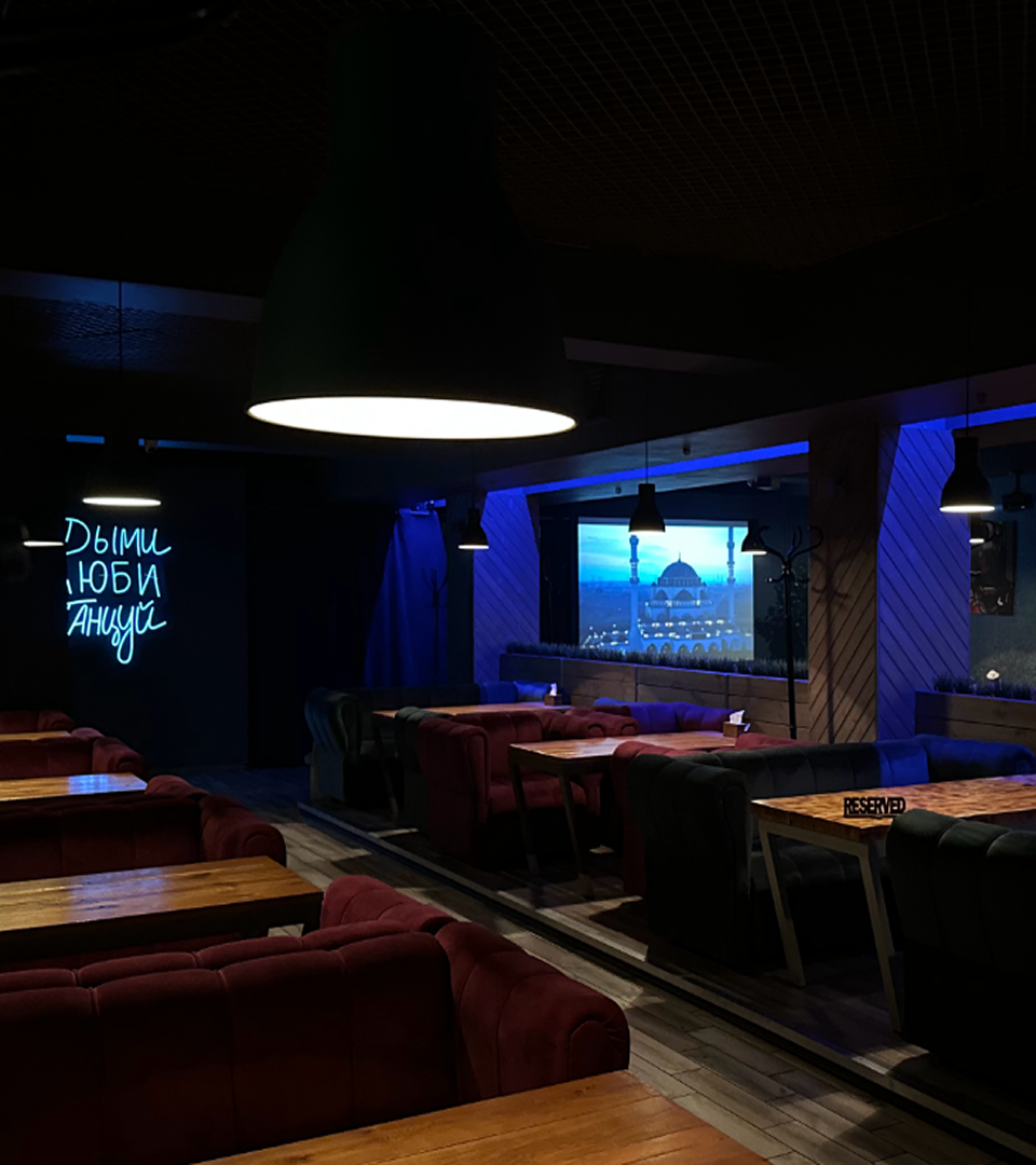 Мята Lounge столы для посетителей